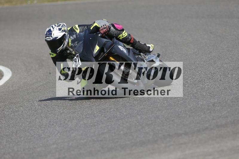 /37 09.08.2026  Pluess Motosport ADR/Freies Fahren/587
